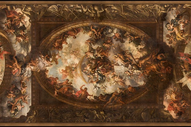 London Hop-On Hop-Off 1-Day River Sightseeing + Painted Hall - Service and staff: helpful help makes a difference