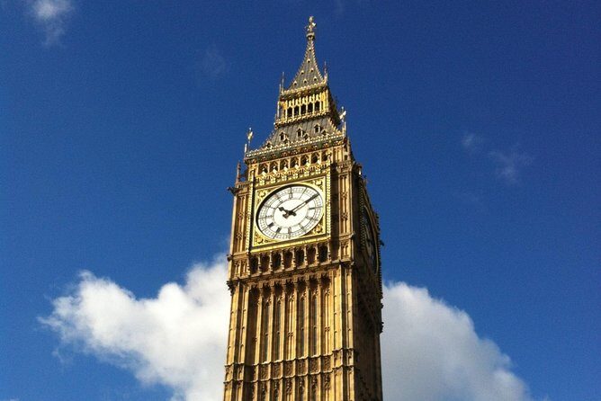 London in One Day: Small Group Walking Tour - See 30+ Sights - Westminster Abbey and the Houses of Parliament: outside stops with big context