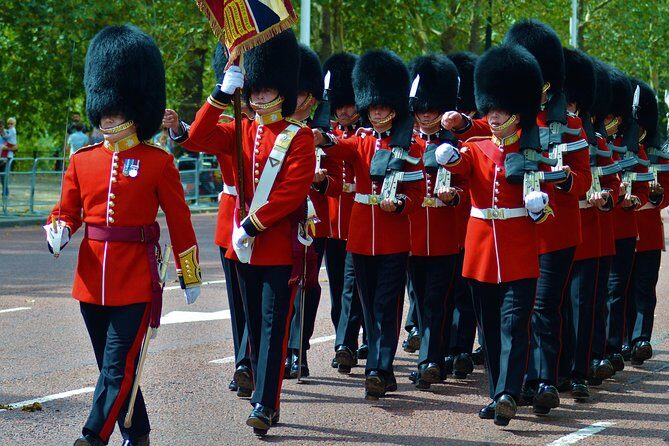 London in One Day: Small Group Walking Tour - See 30+ Sights - Meeting in Covent Garden: a practical start point