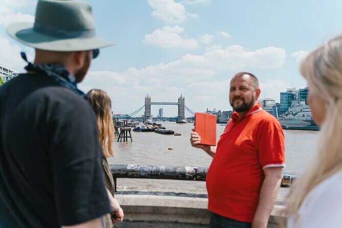 London in One Day: Tour Royal Westminster and the Square Mile - St James’s Park and Trafalgar Square: greenery, birds, and London’s “common room”