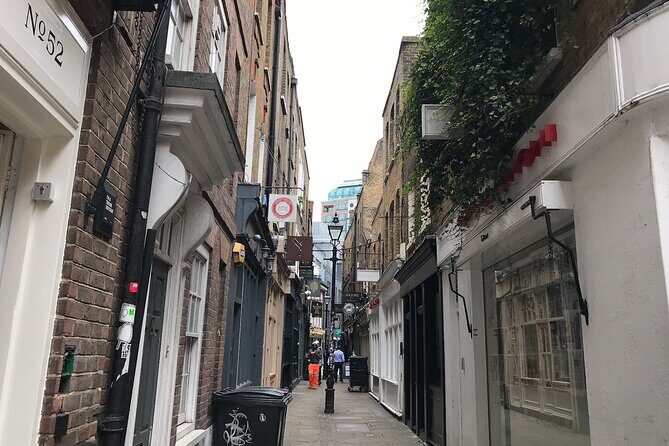 London - Jack the Ripper Small Group Tour - What the Guide’s Style Feels Like (and Who Will Enjoy It Most)