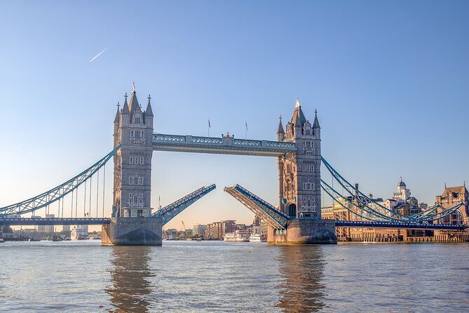 London Layover - Private Tour from Heathrow Airport - Why a private Heathrow-to-London drive is a layover cheat code
