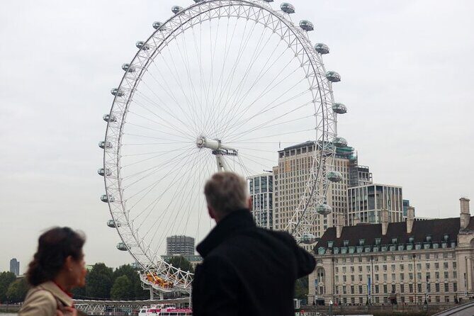 London Like a Local, Private & Personalized (2-3 hrs) - Southbank and open spaces: a break that still counts