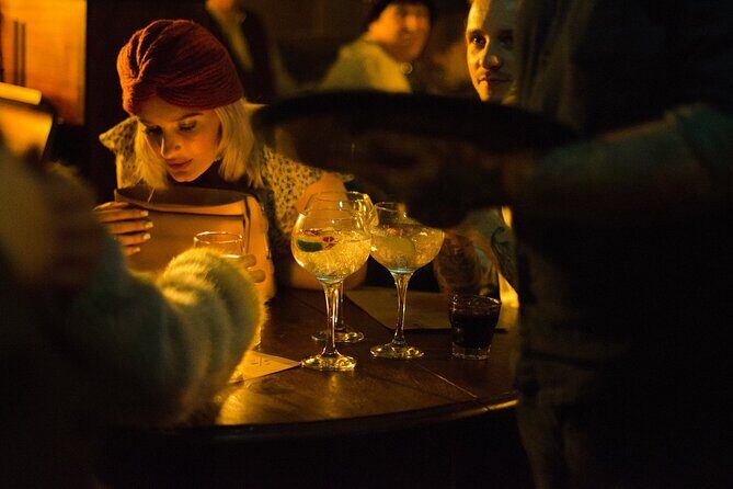 London Murder Mystery Dinner Cruise - Should you book the London Murder Mystery Dinner Cruise?
