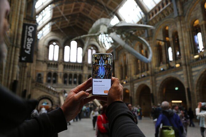 London: Natural History Museum Express Guided Tour & Audio Guide - Meeting up at the right spot: the biggest practical risk