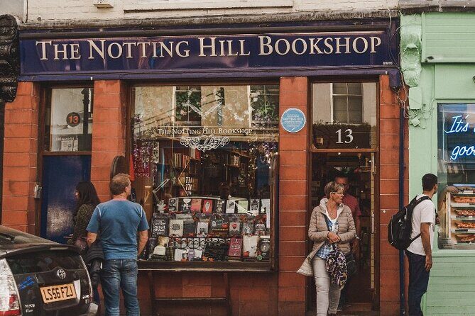 London: Notting Hill Self-Guided Walking Tour with an APP - The Blue Door: the Notting Hill film landmark and what you can’t do