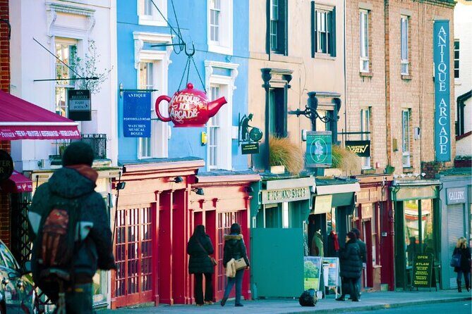 London: Notting Hill Self-Guided Walking Tour with an APP - The Notting Hill Bookshop: when location beats accuracy
