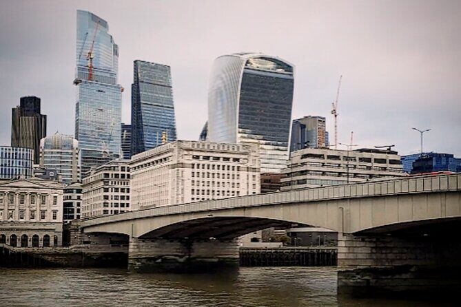 London Past & Present Backstreet Historical Tour - Price and What You’re Really Paying For ($94.61)
