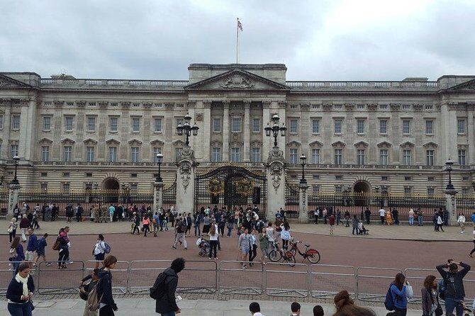 London Private Chauffeur Half-Day or Full-Day Vehicle Rental - Price and Value: Is $651.27 Per Group Actually Fair?