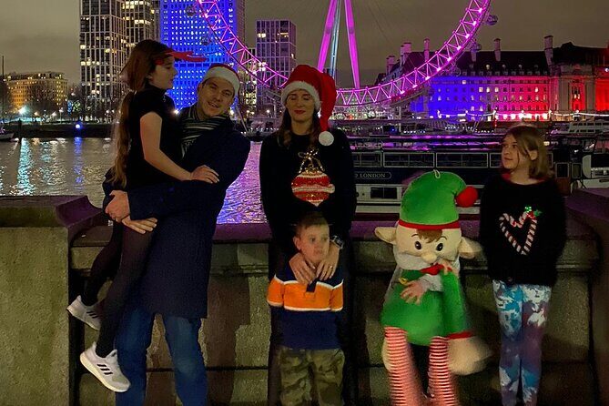London Private Christmas Lights Taxi Tour with Pick Up - How the Driver-Guide Shapes the Night