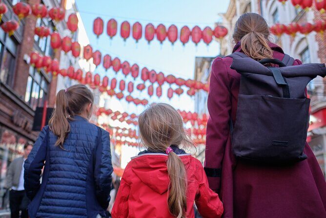 London Private Family Tour Museum Visit for Kids and Games - Stop 5: Seven Dials—follow the sundial and hunt for tiny details