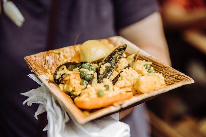 London Private Food Tour, the Best of East London with a Local Foodie - Walking Brick Lane: Famous Street, Real Food Logic