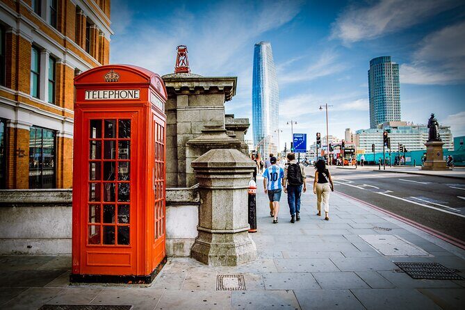 London Private History Tour with a Local Guide: Tailored to Your Interests - Why a private history walk beats the usual London circuit