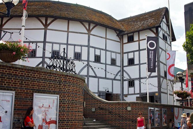 London Private History Tour with a Local Guide: Tailored to Your Interests - Price and value: what $107.26 per person really buys you