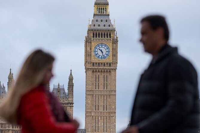 London: Private Landmarks with a Professional Photographer - Price for Up to 8: When This Feels Like a Bargain