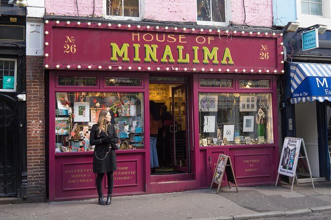 London Private Walking Tour: Notting Hill, Highlights & Markets - Entering Notting Hill Proper: Orwell, Paddington Props, and the Blue Door Photo