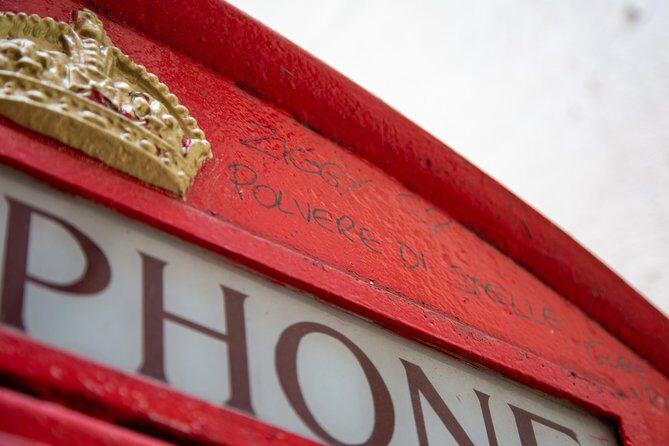 London Rock and Roll Music Tour - Why a Rock-Spotting Coach Tour Fits London
