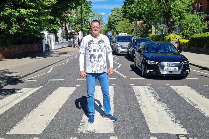 London Rock N Roll Beatles Private Black Cab Tour - Abbey Road Studios: the sound-history stop with photo payoff