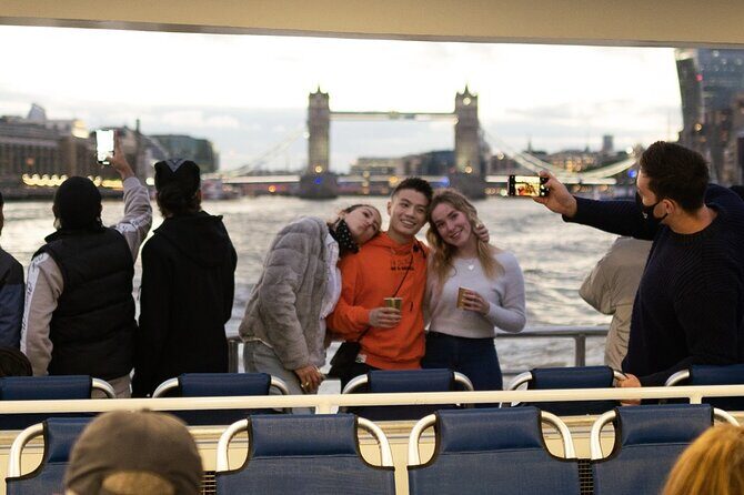 London Roundtrip Thames Cruise Uber Boat by Thames Clippers - What the Stops Feel Like (And Why That’s Not a Bad Thing)
