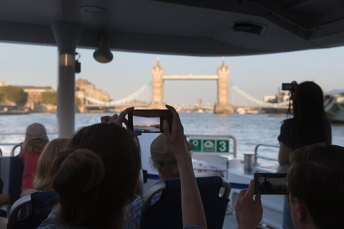 London Roundtrip Thames Cruise Uber Boat by Thames Clippers - Boarding at Westminster Pier: The Easy Part