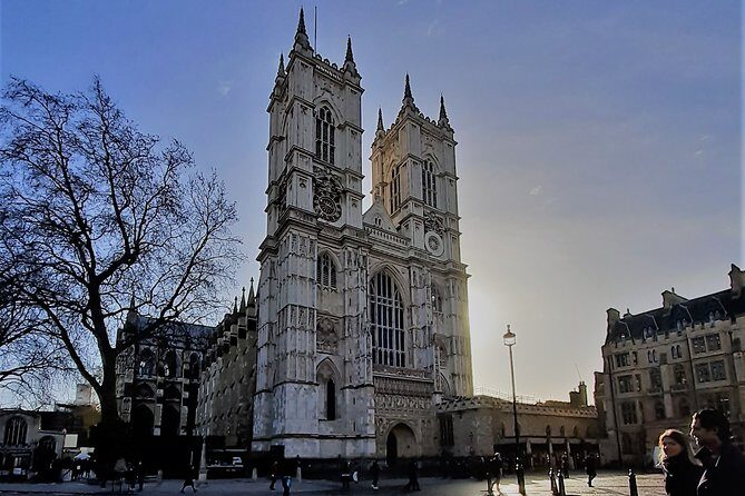 London Royal Highlights - Private Taxi Tour with Hotel Pickup - How the 4-Hour Royal Highlights Loop Works