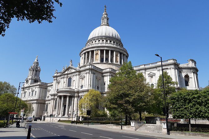 London Royal Highlights - Private Taxi Tour with Hotel Pickup - St. James’s Palace and Big Ben: Two Short, High-Impact Stops