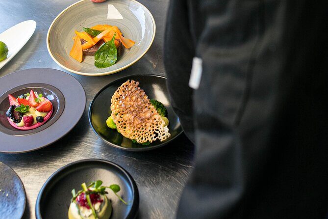 London Scenic Lunch Tour: A Gastronomic Adventure - Should You Book Bustronome London?
