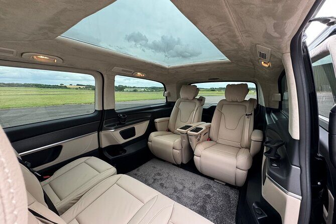 London sightseeing tour with a chauffeur driver - Step Into London in a Mercedes V Class Chauffeur Ride