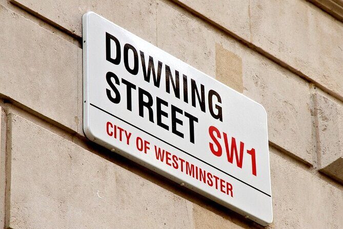London Sightseeing Walking Tour with 30+ sights - Price and value: why $26.35 can feel like a steal