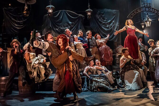 London Theatre: Oliver! - Gielgud Theatre: Why this room makes Oliver! feel close