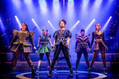 London Theatre: SIX The Musical - Getting There and Finding the Theatre Without Stress