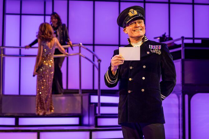 London Theatre: Titanique - The decision: should you book Titanique in London?
