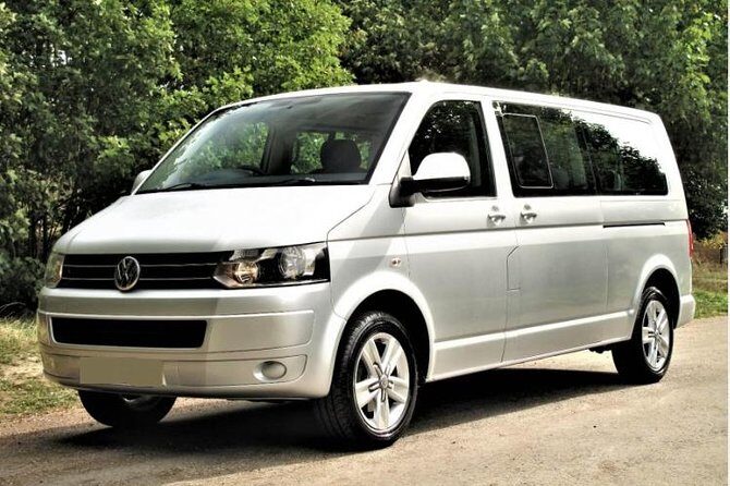 London to Southampton Cruise Terminals Private Minivan Transfer - Hotel lobby pickup in central London: meeting without drama