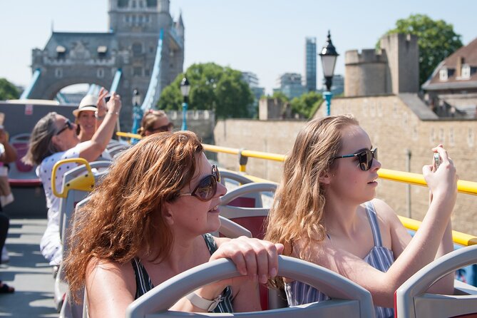 London Tootbus Hop-on Hop-off (Optional Thames Cruise) - How the Tootbus pass runs: app-first sightseeing, not a live guide