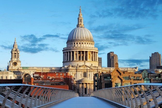 London Vintage Bus Tour Including River Thames Cruise with Optional Lunch - Tower Pier and the Thames cruise: the included 30-minute payoff