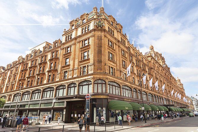 London Vintage Bus Tour with Cream Tea at Harrods - The bus route details: Eros, lions, Nelson’s Column, and Big Ben