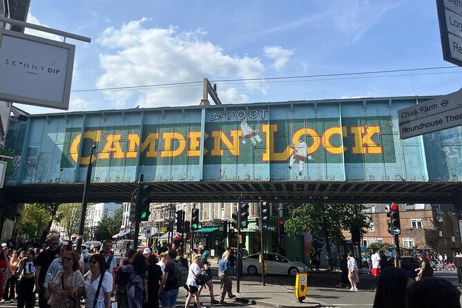 London Walking Tour: Camden Town Photography Walkabout - Getting started at Camden Town Underground without wasting time