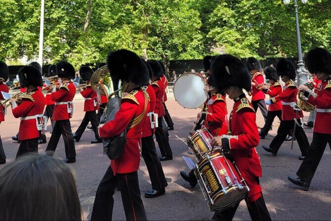 London: Westminster Abbey, Big Ben & Changing of the Guards Tour - Westminster Abbey skip-the-line: why the guide matters inside