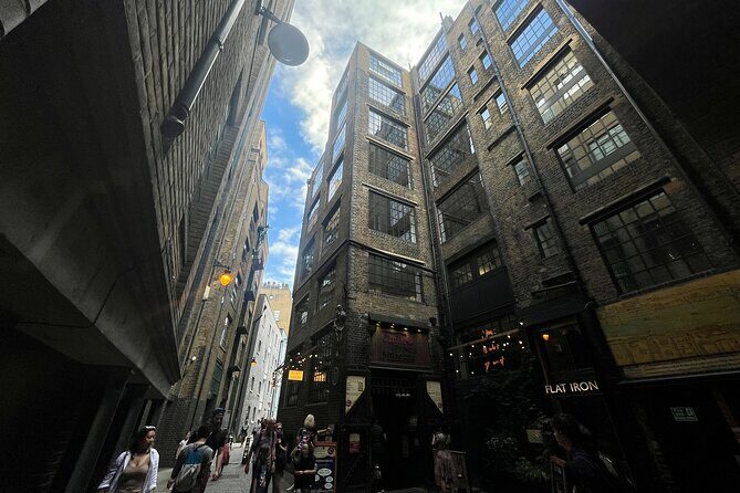 London Witches and History Walking Tour - Stop 2: Borough Market Pass-By Energy (No Ticket Needed)