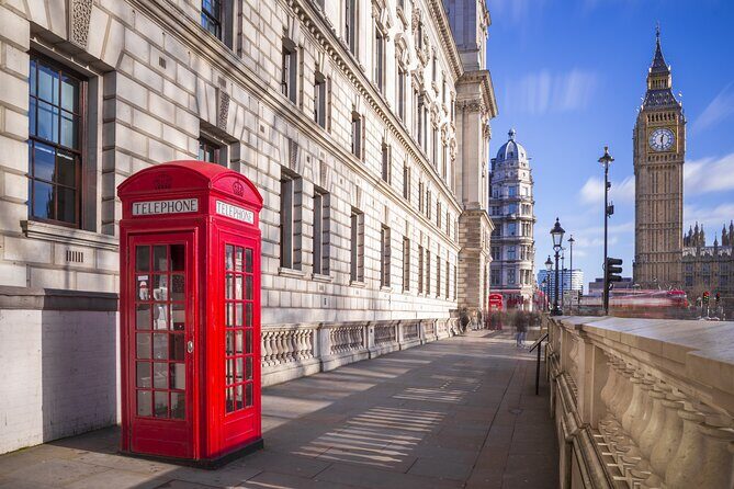 London’s Family-friendly Routemaster Bus Tour with Live Guide - How the Hour Flows: No Hop-Off, No Mid-Route Stops