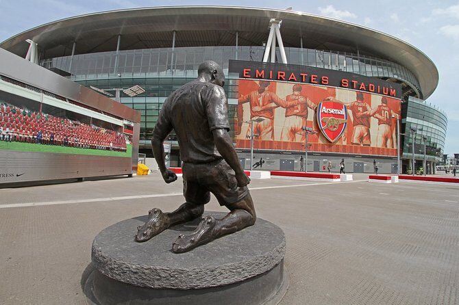 London's Football Stadiums Sightseeing Tour - Time on the clock: what 6 to 8 hours means for real life