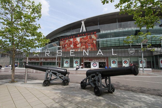 London's Football Stadiums Sightseeing Tour - Wembley Stadium: the 90,000-seat arch you can’t unsee
