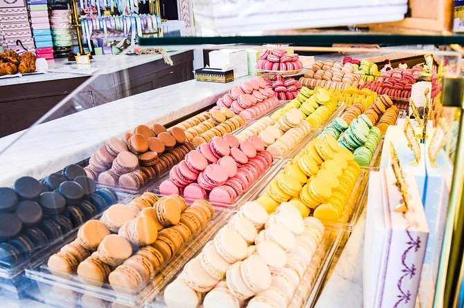 London’s Sweet Treats And Desserts Tour with a Local Tailored to Your Tastes - Fortnum & Mason’s Food Hall: The Upscale Pastry Reality Check