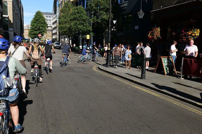 Love London Bike Tour - Hyde Park glide: green space without the full-day detour