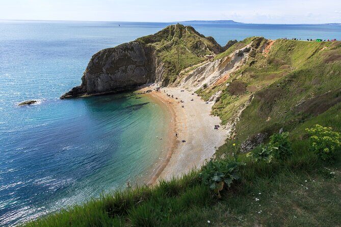 Lulworth Cove & Durdle Door Mini-Coach Tour from Bournemouth - Price and Value: What You’re Paying For (and What You’re Not)