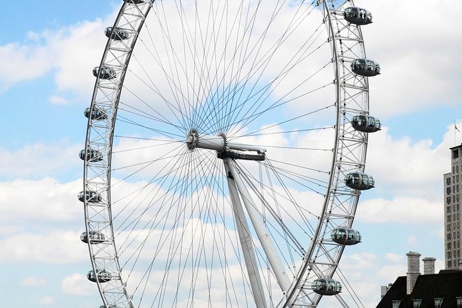 Lunch River Cruise on the Thames with 2-Course Meal - Price and Value: When This Deal Makes Sense
