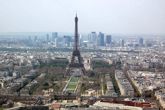Luxury Paris Day Trip from London with Seine River Lunch Cruise - The Panoramic Coach Tour: Getting Your Bearings Without Burning Your Feet