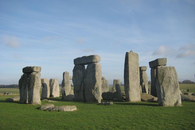Luxury Private Vehicle Day Hire from & to London via Stonehenge & Windsor Castle - Tickets and timing: entrance fees aren’t included, so plan ahead