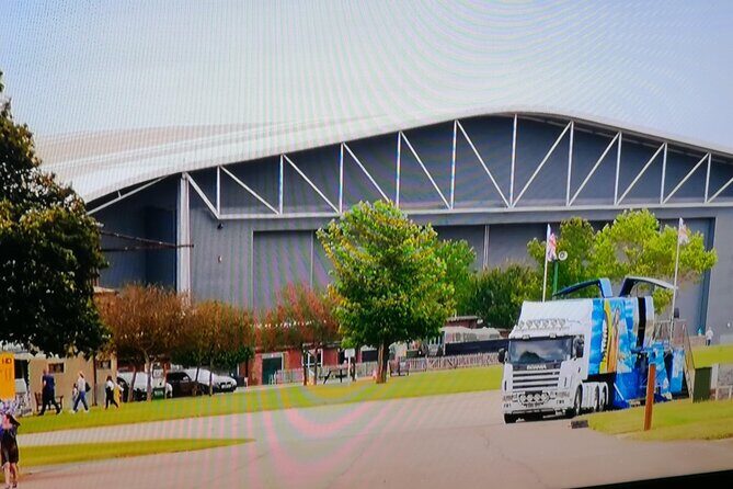 Luxury Private Vehicle Day Hire:London with Stopover Duxford imperial War Museum - Making the most of your day: 10am–6pm museum time