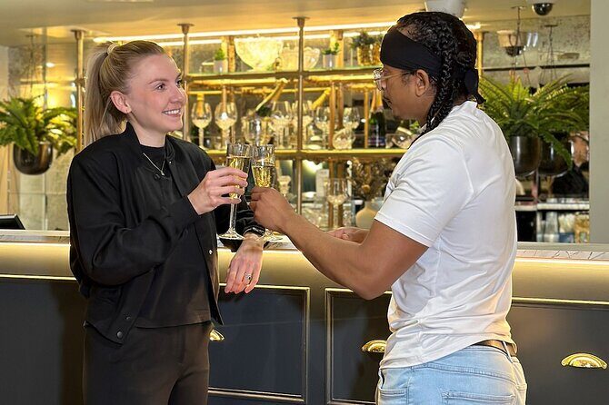 Madame Tussauds London Fast Track and Champagne Experience - Off-peak choices for a calmer visit